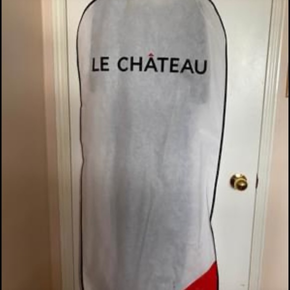 Formal dress - Picture 3 of 3